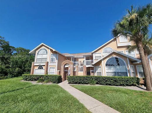 2474 Sweetwater Club Cir # 103, Kissimmee FL 34746