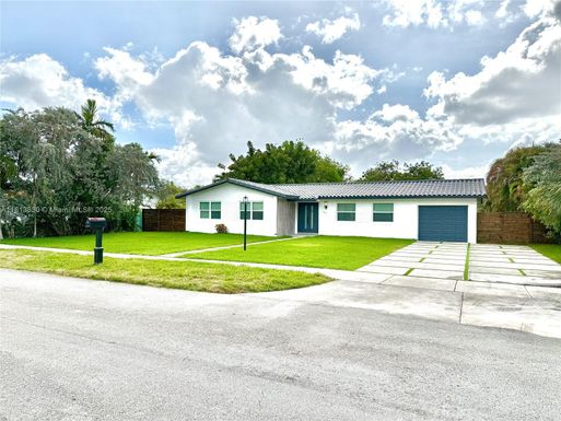 3125 SW 98th Ct, Miami FL 33165