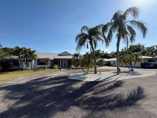 5584 SW Quail Hollow St, Palm City FL 34990