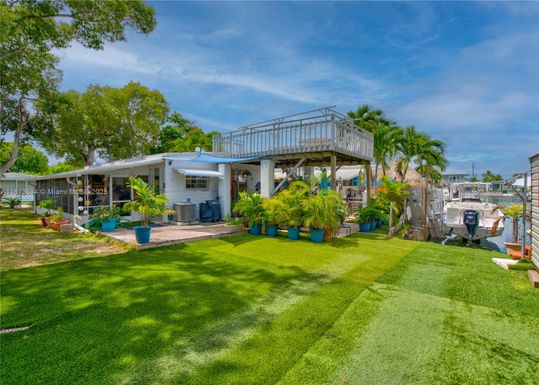 7 Avenue D, Key Largo FL 33037