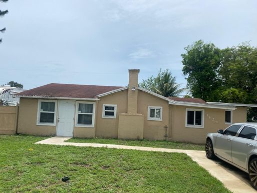 1124 NW 100th Ter, Miami FL 33150