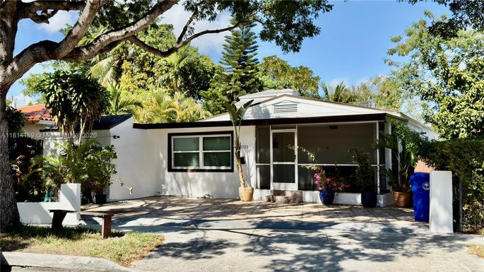 2221 SW 26th Lane, Miami FL 33133