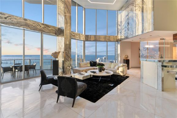 1300 Brickell Bay Dr # 4400, Miami FL 33131