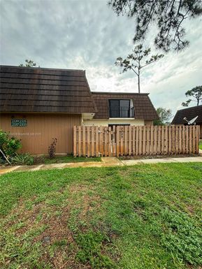 2333 Caroma Ln # 1, West Palm Beach FL 33415