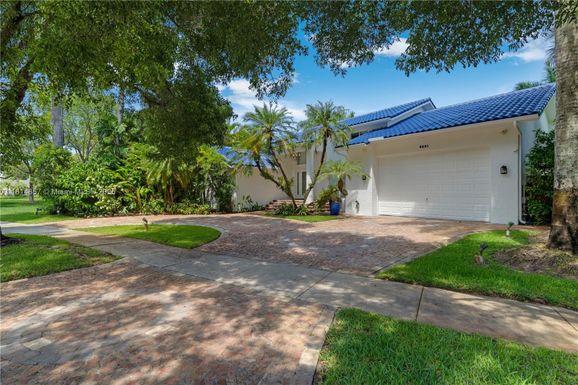 6681 SW 155th Ave, Miami FL 33193