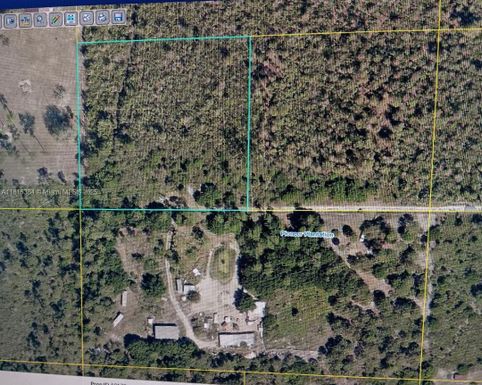 5490 PIONNER 6 ST, Clewiston FL 33440