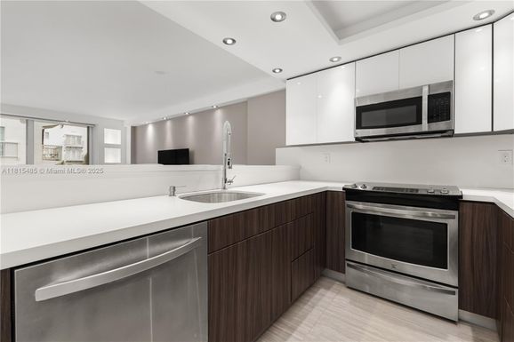 401 Ocean Dr # 221, Miami Beach FL 33139