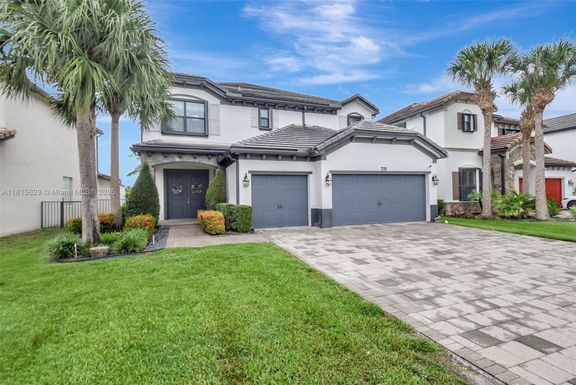 7176 Sandgrace Ln, Lake Worth FL 33463