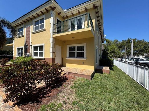 714 NE 4th Ct # 714, Hallandale Beach FL 33009