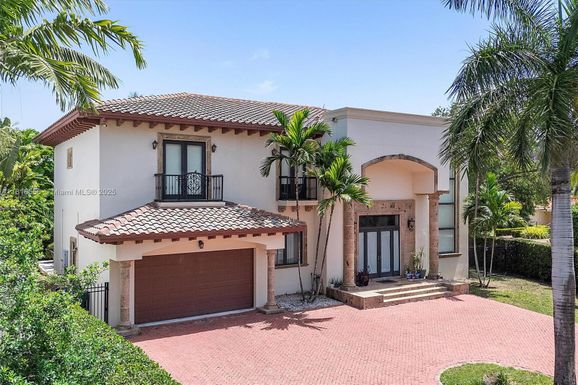 18825 N Bay Rd, Sunny Isles Beach FL 33160