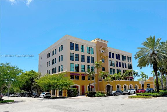 814 Ponce De Leon Blvd # 219, Coral Gables FL 33134