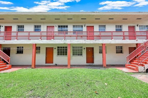 14180 NW 22nd Ave # 4, Opa-Locka FL 33054