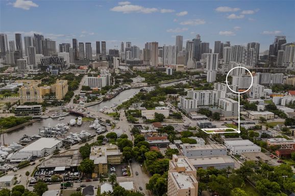 818 NW 3rd St, Miami FL 33128