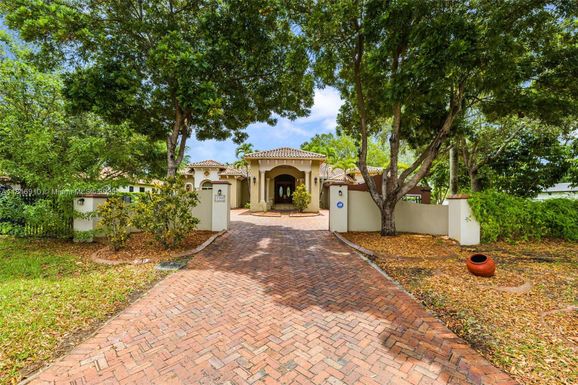 7761 SW 122 ave, Miami FL 33183