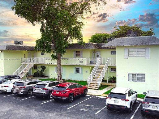 7530 SW 82nd St # G203, Miami FL 33143