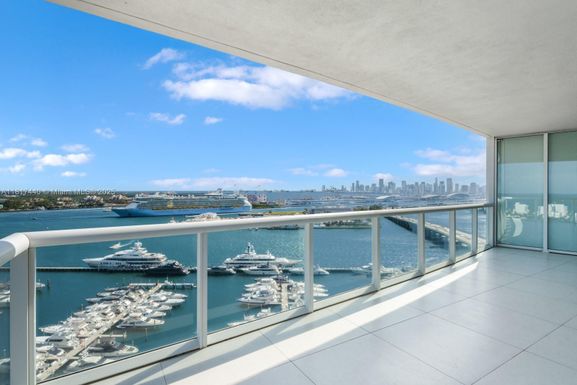 450 Alton Rd # 2007, Miami Beach FL 33139