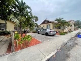 1416 N 2nd Ave N, Lake Worth FL 33460