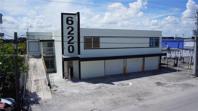 6220 NW 37th Ave, Hialeah FL 33147