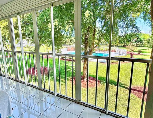 5100 Washington St # 304, Hollywood FL 33021