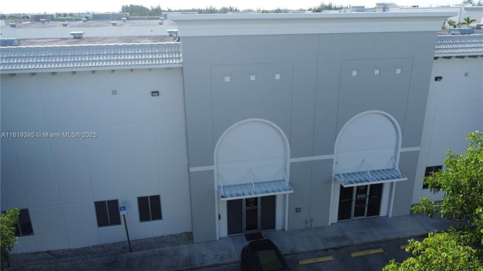 2020 NW 129th Ave # 205, Sweetwater FL 33182