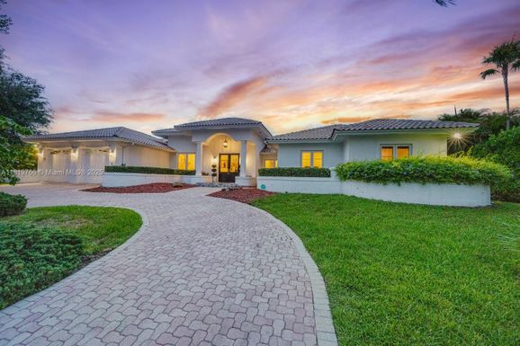 16070 SW 77 Ct, Palmetto Bay FL 33157