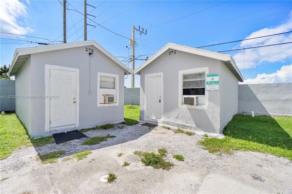 12101 Everglades St # 6, Canal Point FL 33438