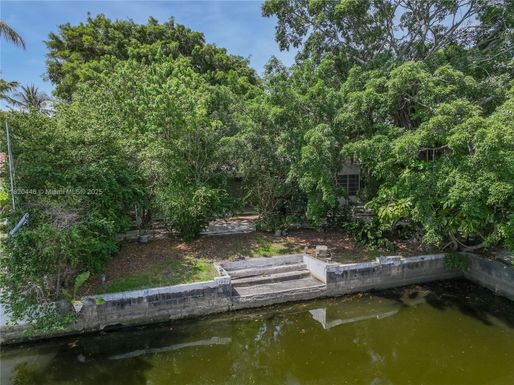 1805 Ixora Rd, North Miami FL 33181