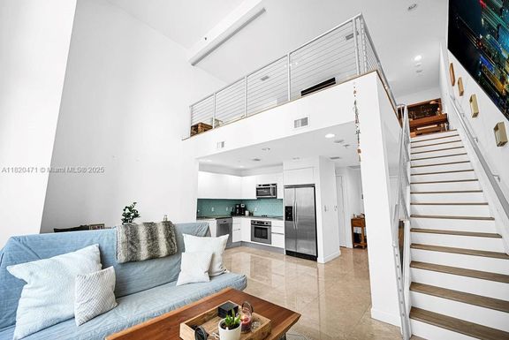 1050 Brickell Ave # 806, Miami FL 33131