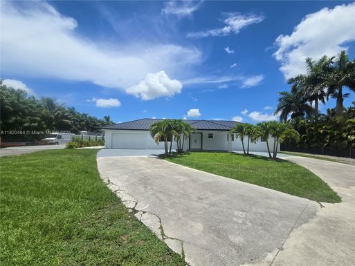 23421 SW 217th Ave, Homestead FL 33031