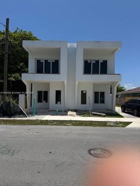10290 SW 174th Ter, Miami FL 33157