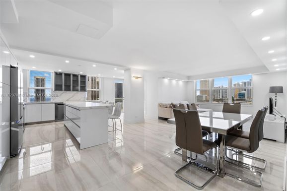 230 174th St # 1119, Sunny Isles Beach FL 33160