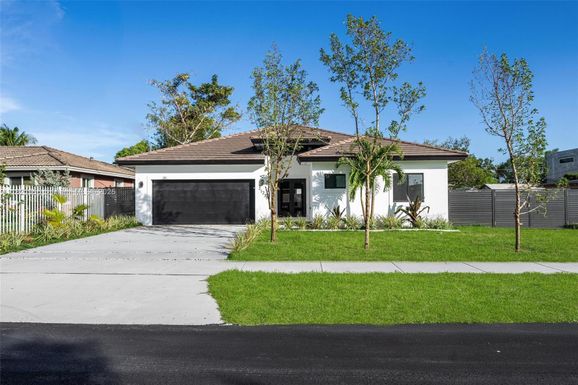 21235 Ingraham Ave Rd, Cutler Bay FL 33189