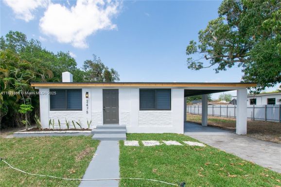 2475 NW 95th Ter, Miami FL 33147