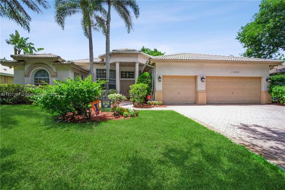 12620 Countryside Ter, Cooper City FL 33330