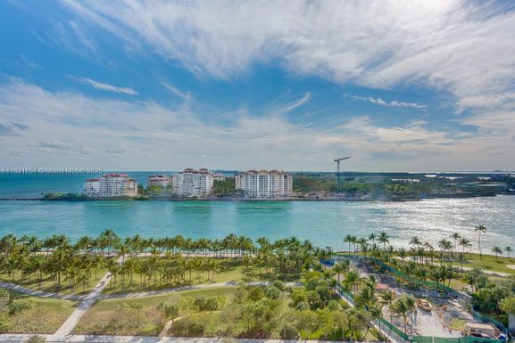 300 S Pointe Dr # 1602, Miami Beach FL 33139