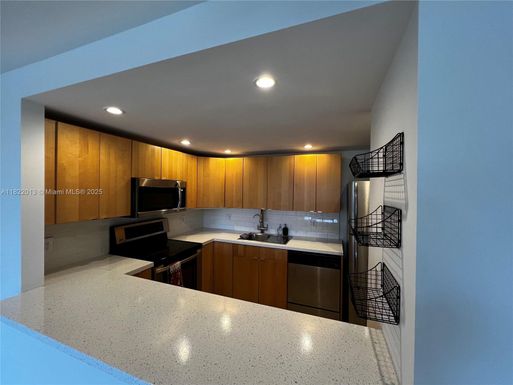 1401 S Federal Hwy # 112, Boca Raton FL 33432