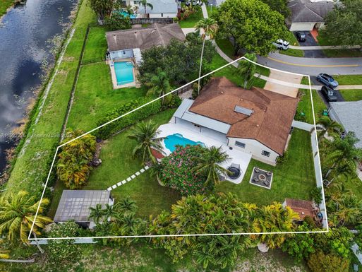 11998 SW 51st Ct, Cooper City FL 33330