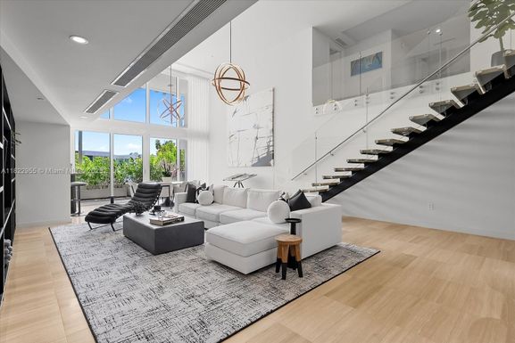 4701 N Meridian Ave # 217, Miami Beach FL 33140