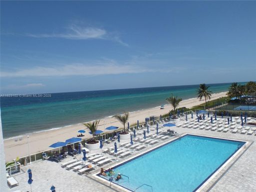 1890 S Ocean Dr # 504, Hallandale Beach FL 33009