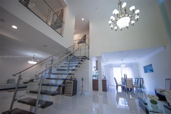 19474 39th Ave, Sunny Isles Beach FL 33160