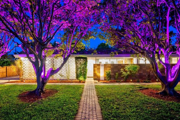 7306 Clarke Rd, Lake Clarke Shores FL 33406