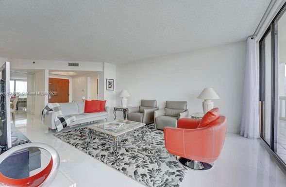 2000 Island Blvd # 808, Aventura FL 33160