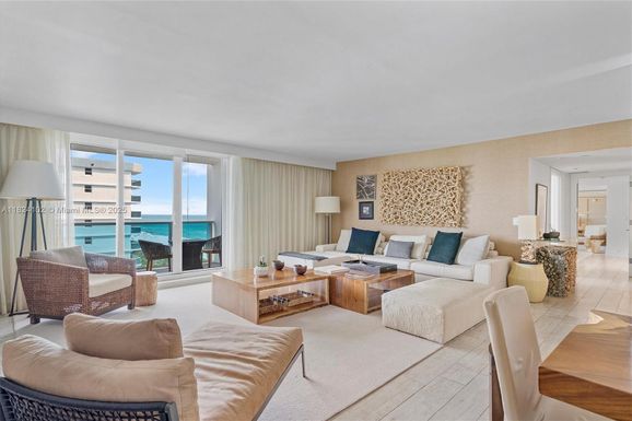 102 24th St # 1415, Miami Beach FL 33139