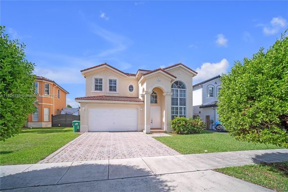 10846 SW 242nd St, Homestead FL 33032