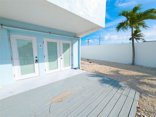 74560 Overseas Hwy # 7, Islamorada FL 33036