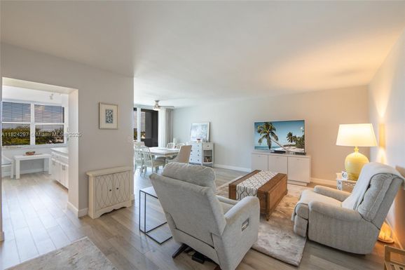 3210 SE 10th St # 5B, Pompano Beach FL 33062