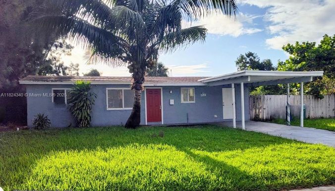 1611 W Avenue H, Riviera Beach FL 33404
