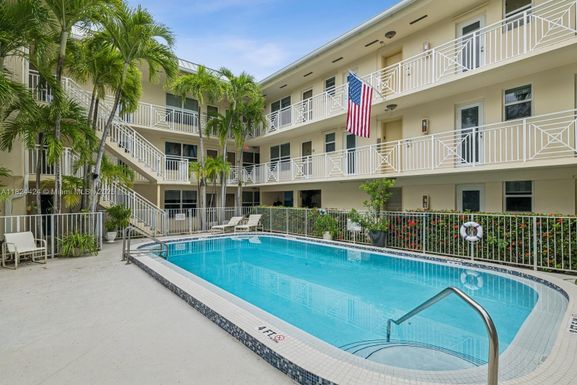 255 Sunrise Dr # 107, Key Biscayne FL 33149