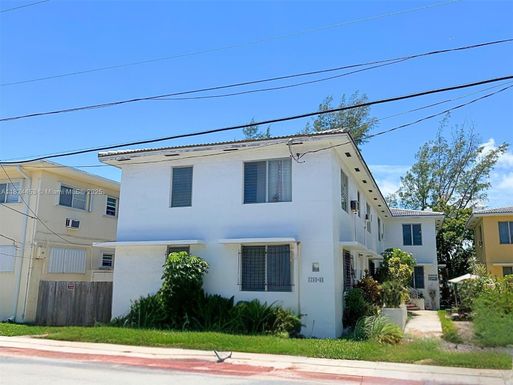 7734 Byron Ave, Miami Beach FL 33141