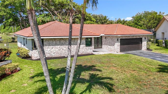 5300 NW 66th Ave, Coral Springs FL 33067